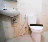 In-room Bathroom 3 Comfy and Best Deals Studio at Bale Hinggil Apartment By Travelio