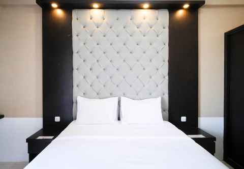 Bedroom Comfy and Best Deals Studio at Bale Hinggil Apartment By Travelio