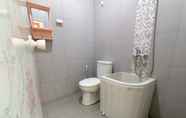 In-room Bathroom 6 VILLA PANDERMAN 58 BY N2K