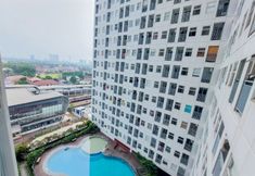 Swimming Pool 4 Cozy and Restful Studio at Serpong Garden Apartment By Travelio