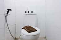 In-room Bathroom Tranquil Designed 2BR Apartment at Gateway Ahmad Yani Cicadas By Travelio