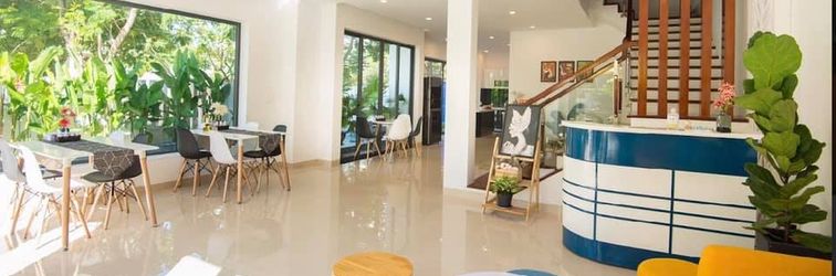 로비 January Villa Hoi An