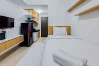 Kamar Tidur Nice and Cozy Studio at Serpong Garden Apartment By Travelio