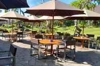 Bar, Cafe and Lounge Riverside Homestay