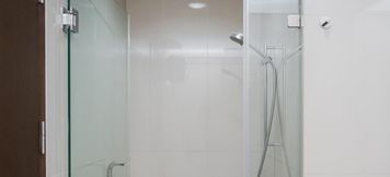 Toilet Kamar 4 Simply and Comfortable 1BR at M-Town Signature Apartment By Travelio