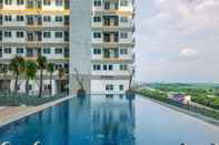 Kolam Renang Best Deal Studio Apartment at Royal Sentul Park By Travelio