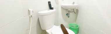 In-room Bathroom 3 Homey 1BR Apartment without Living Room at Amartha View By Travelio