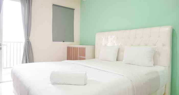 Kamar Tidur  Homey and Comfort Living Studio Signature Park Grande Apartment By Travelio