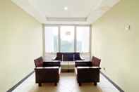 Lobby Minimalist Studio Apartment Taman Semanan Indah Cengkareng By Travelio