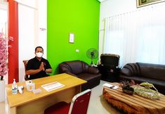 Lobi 3 Hotel berkah Atrama Syariah RedPartner