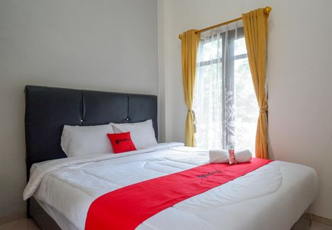 Others RedDoorz @ Kratonan Solo