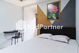 Dea Homestay Syariah @ Kertomenanggal Surabaya Mitra RedDoorz, USD 15.92