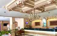 Kamar Tidur 3 Riyadi Palace Hotel
