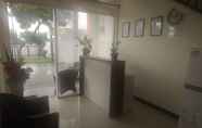 Lobi 2 Fidelia Homestay Palu Mitra RedDoorz