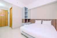 Bedroom Nice and Strategic Studio at Gateway Park LRT City Bekasi Apartment By Travelio