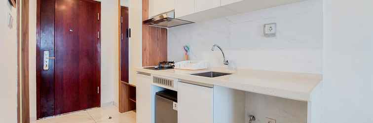 Lobi Wonderful Studio at Sky House Alam Sutera Apartment By Travelio