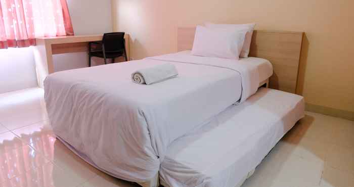 Bilik Tidur Great Deal Studio Apartment at Pinewood By Travelio