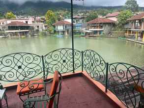 ภายนอกอาคาร 4 Villa Puncak Cisarua Queen