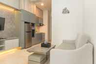 Lobi Comfortable and Gorgeous 1BR Sudirman Suites Apartment By Travelio