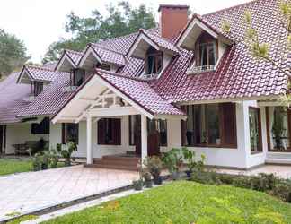 Layanan Hotel 2 Gardenia Park - Cilember