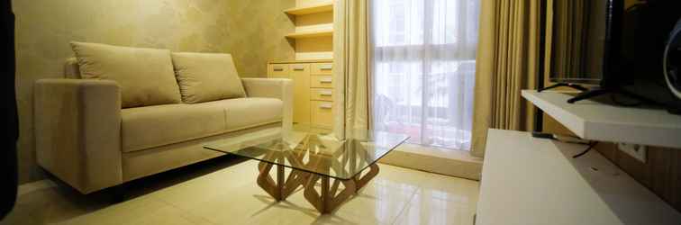 Lobby Strategic and Homey 2BR at Bale Hinggil Apartment By Travelio