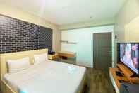 อื่นๆ Cozy Stay and Homey Studio at Kemang View Apartment By Travelio