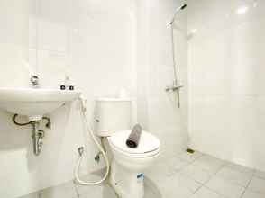 Phòng tắm bên trong 4 Cozy Stay Studio Apartment Patraland Urbano By Travelio