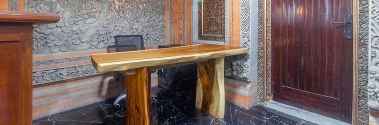 ロビー Batuan Village