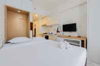Lainnya Tidy and Cozy Living Studio Sky House BSD Apartment By Travelio