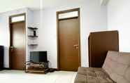 Ruang Umum 3 Cozy Living and Homey 2BR Lagoon Apartment By Travelio