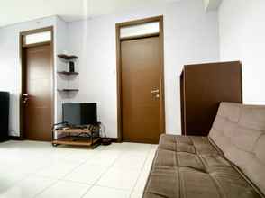 Ruang Umum 4 Cozy Living and Homey 2BR Lagoon Apartment By Travelio