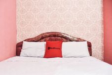 Bedroom RedDoorz @ Pettarani Square Makassar