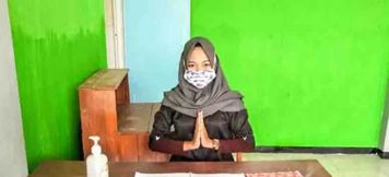 Lobby 3 Artayya Puri 2 near Alun Alun Caruban Mitra RedDoorz