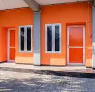 Exterior 4 Artayya Puri 2 near Alun Alun Caruban Mitra RedDoorz