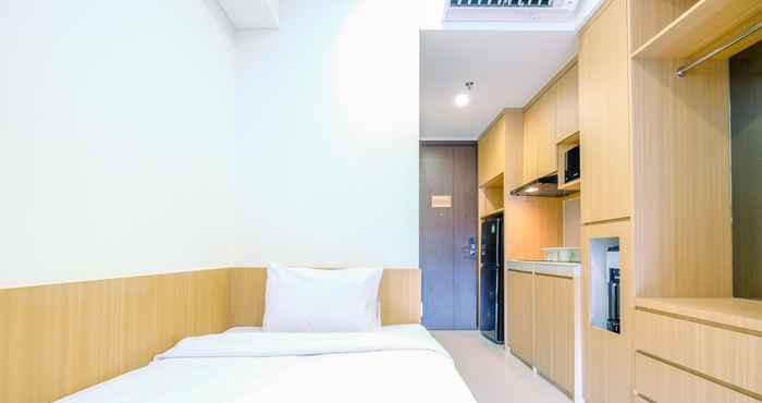 Bedroom Comfortable and Nice Studio Vasaka Solterra Apartment By Travelio