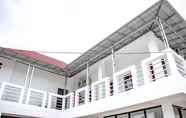 Exterior 7 Samar Wulu Guest House Syariah Mitra RedDoorz near Ketapang