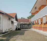 Bangunan 4 Pondok Damai Guest House Syariah Mitra RedDoorz