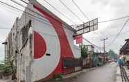 Exterior 4 RedDoorz near Cikole Lembang