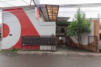 Exterior 4 RedDoorz near Cikole Lembang