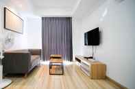 Common Space Spacey and Exclusive 3BR at Grand Sungkono Lagoon Apartment By Travelio