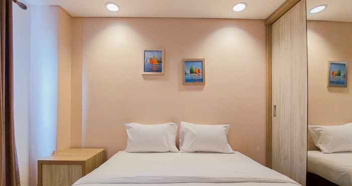 Bilik Tidur Cozy Stay and Comfort 2BR Paramount Skyline Apartment By Travelio