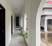 Others 7 Moresto Hotel Mitra RedDoorz