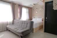 Lobi Spacious Studio Apartment with Extra Room at Grand Asia Afrika By Travelio