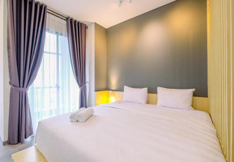 Bilik Tidur Enjoy and Nice Studio at Sudirman Suites Apartment By Travelio