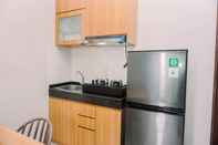 Ruang untuk Umum Homey and Comfort 2BR at Transpark Bintaro Apartment By Travelio