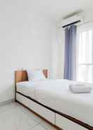 BEDROOM Homey and Comfortable Studio Apartment at Sky House Alam Sutera By Travelio