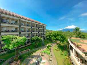 The Green Peak, ARTOTEL Curated, Rp 684.771