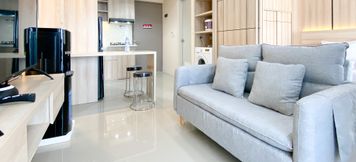 Lobi 2 Homey and Spacious 1BR Vasanta Innopark Apartment By Travelio