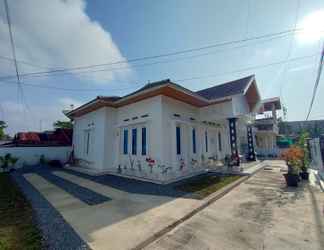 Exterior 2 Villa Hayati Bukittinggi