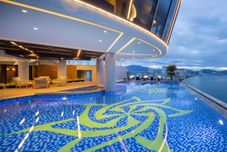 スイミングプール Best Western Premier Marvella Nha Trang